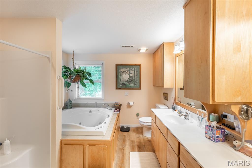 1137 Riverlawn Drive Property Photo 17