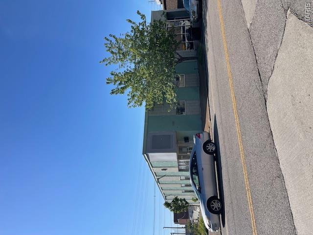 1800 S Broadway Property Photo 2
