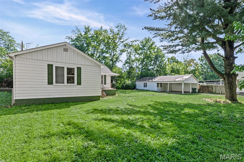 443 Chaudet Avenue Property Photo 4