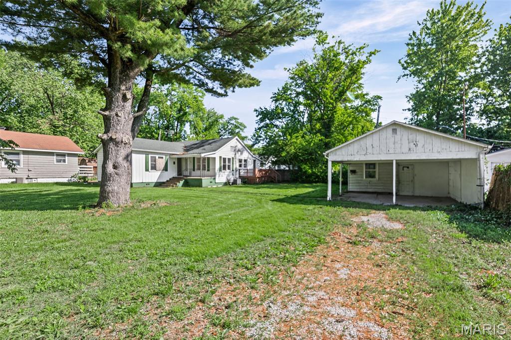 443 Chaudet Avenue Property Photo 6