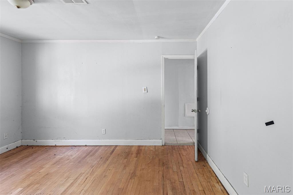 443 Chaudet Avenue Property Photo 14