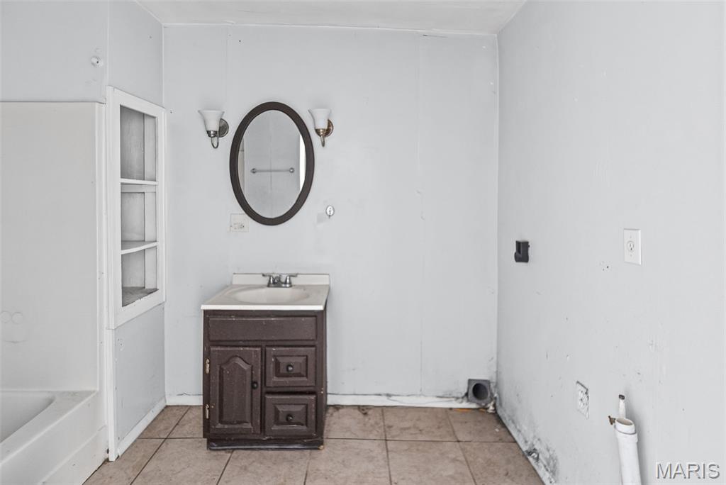443 Chaudet Avenue Property Photo 19