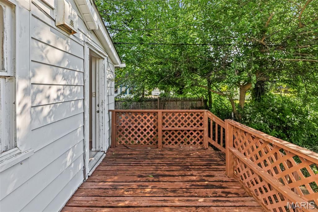 443 Chaudet Avenue Property Photo 33