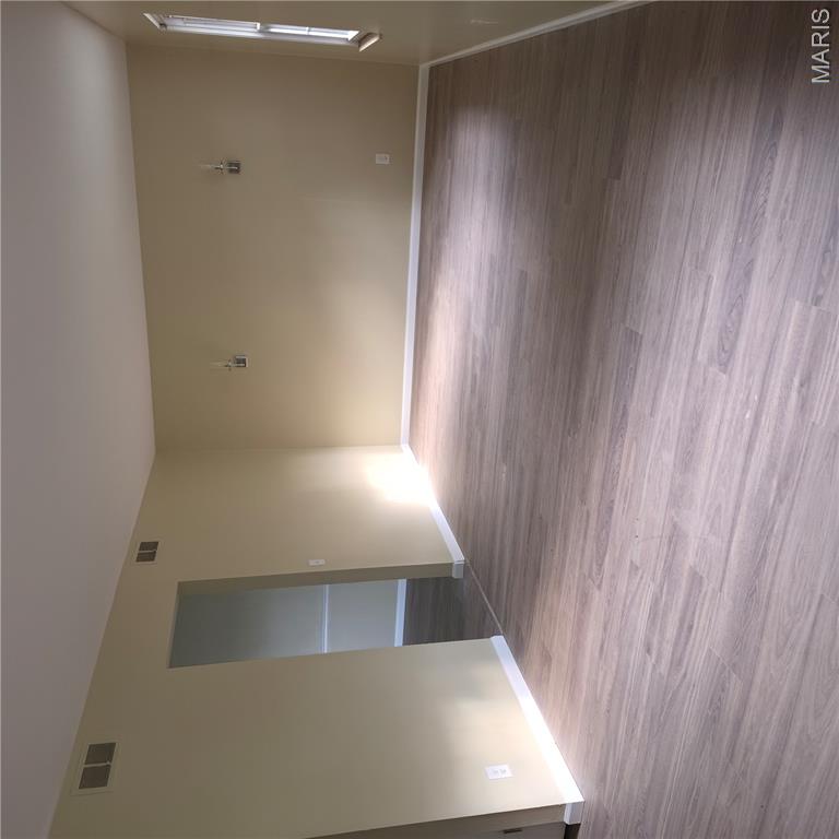 6670 Chesapeake Drive D Property Photo 5