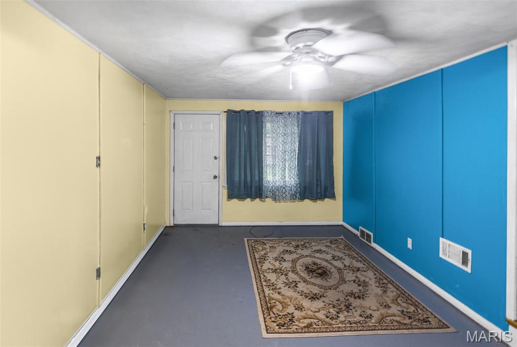2417 Sylvan Property Photo 21