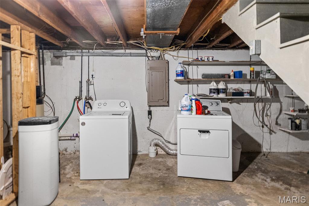 2417 Sylvan Property Photo 23
