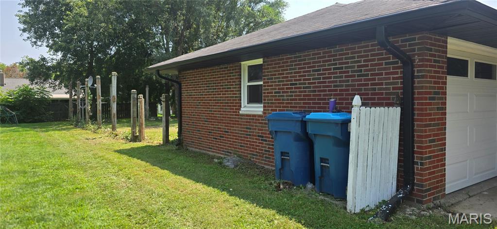 2417 Sylvan Property Photo 26