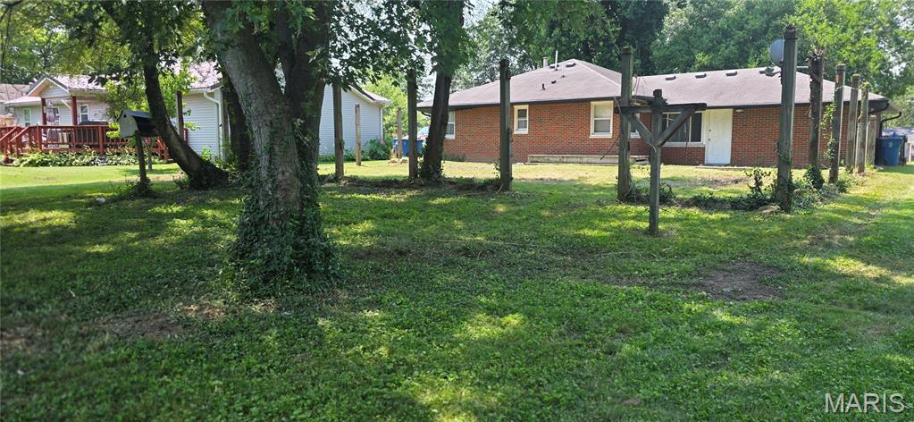2417 Sylvan Property Photo 27