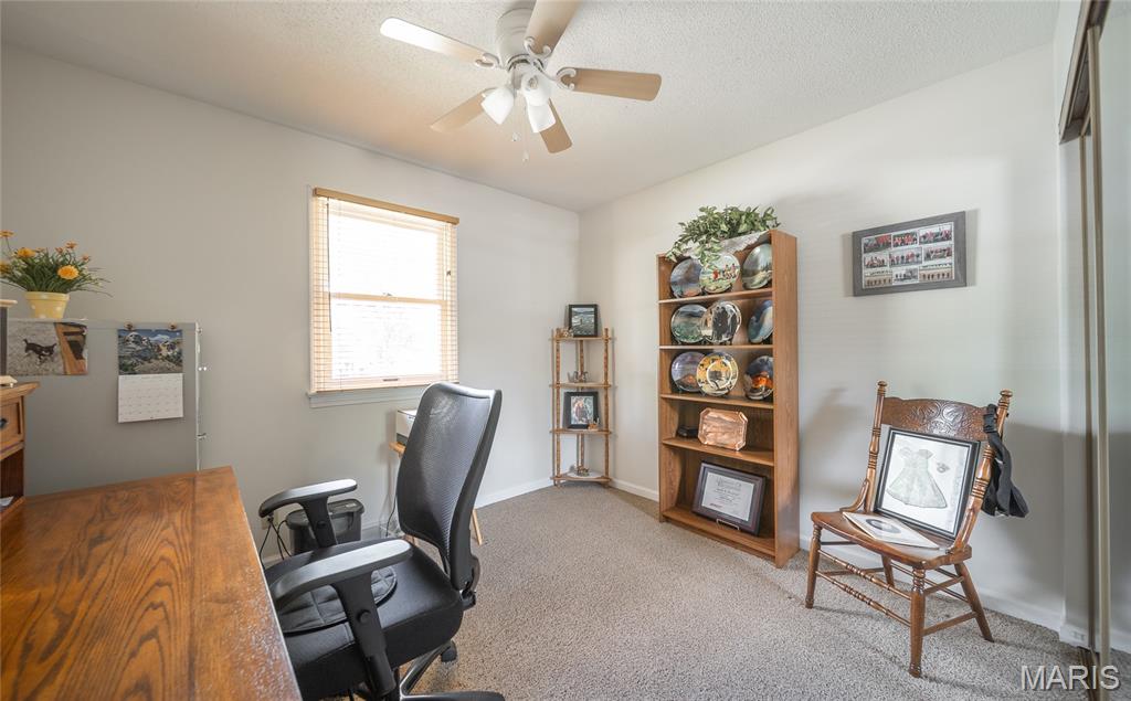 1112 Sycamore Drive Property Photo 17