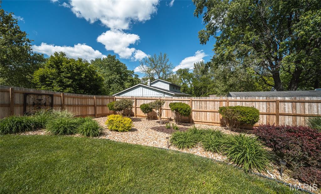 1112 Sycamore Drive Property Photo 39