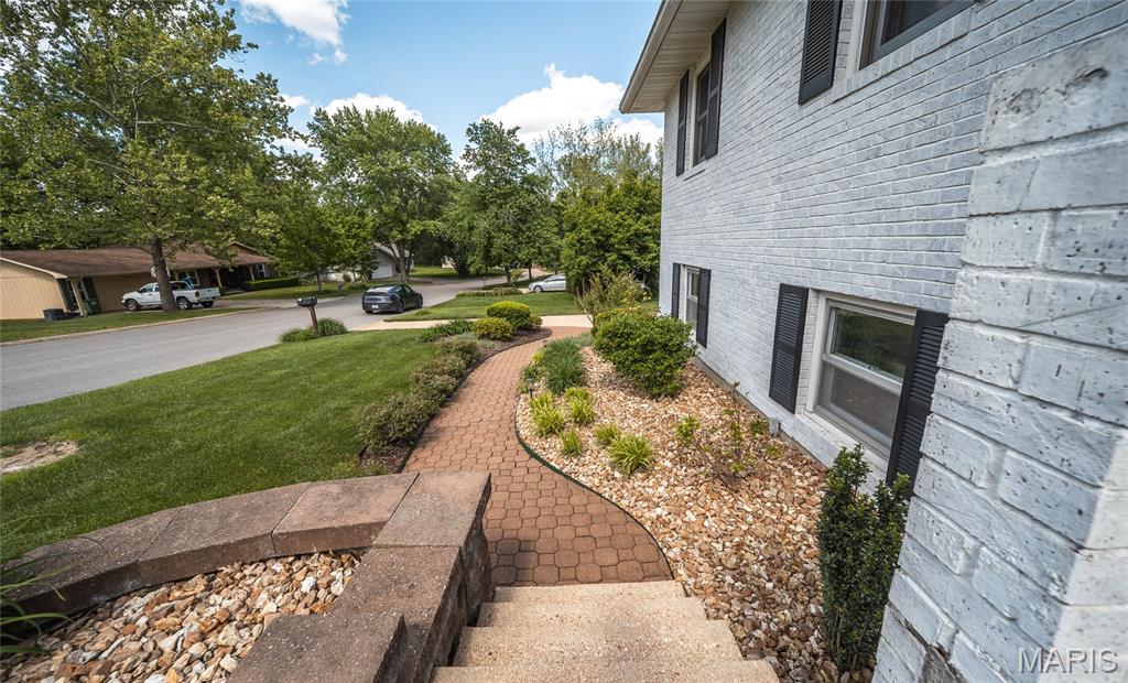 1112 Sycamore Drive Property Photo 45
