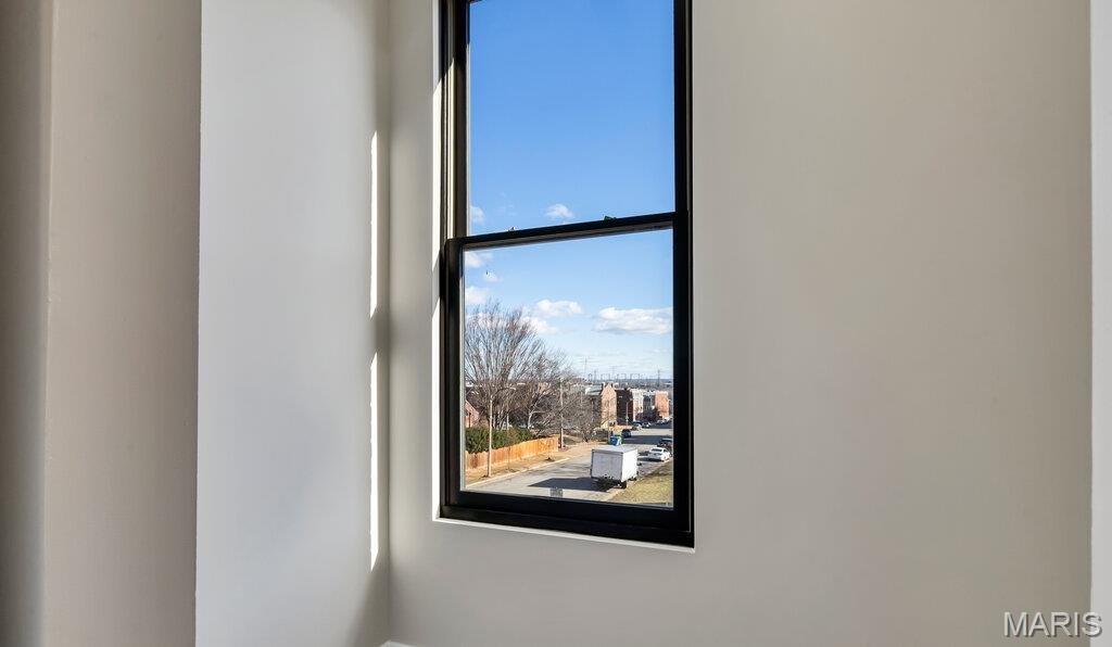 1000 Barton Street Property Photo 31