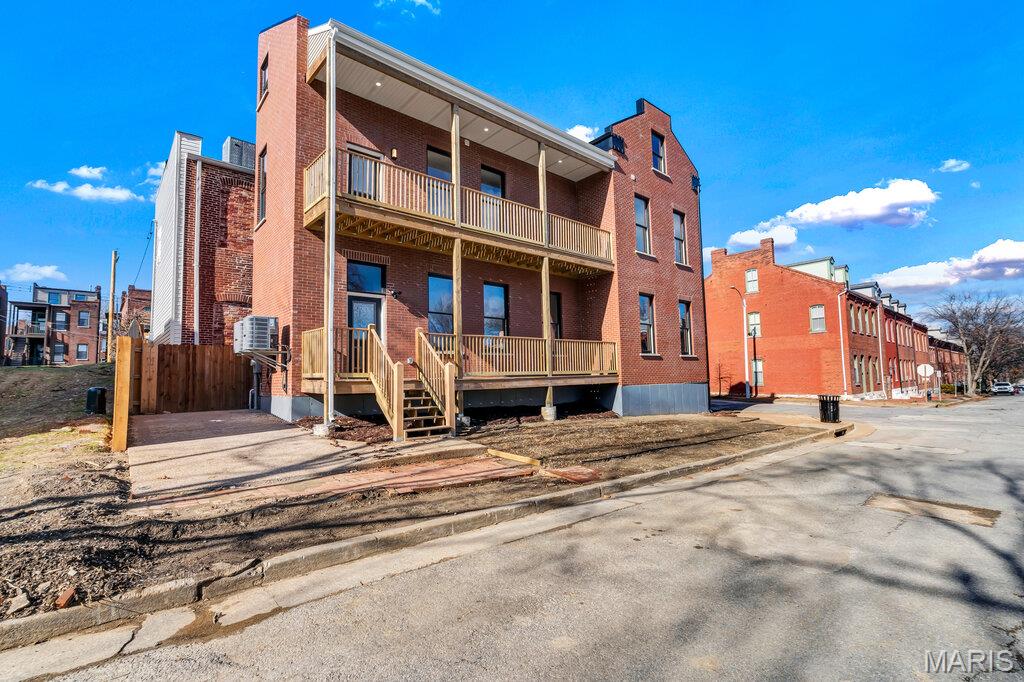 1000 Barton Street Property Photo 43
