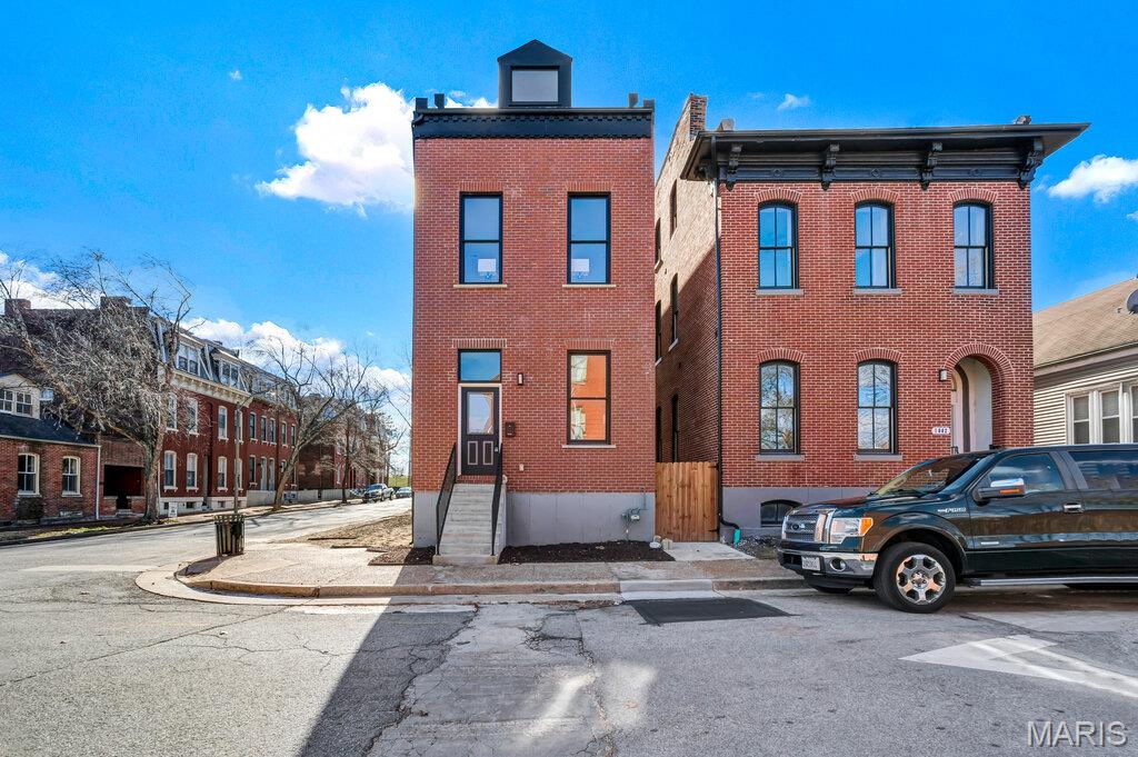 1000 Barton Street Property Photo 49