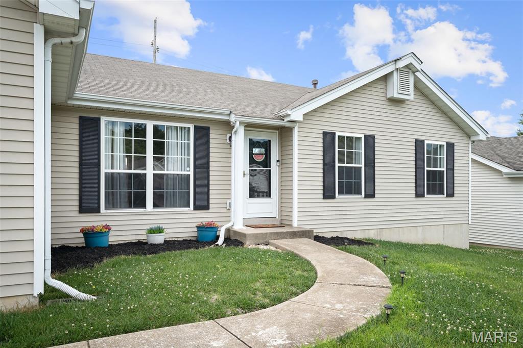 4 Royallbend Court Property Photo 1