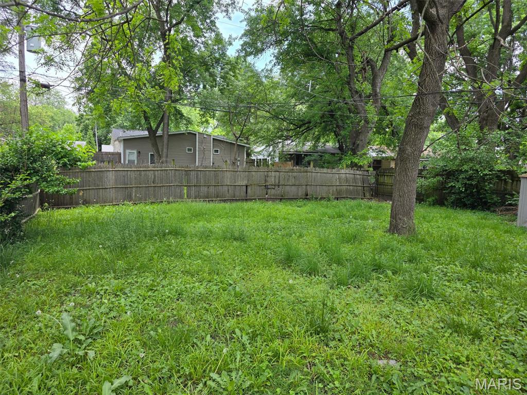 120 Saint Robert Drive Property Photo 12