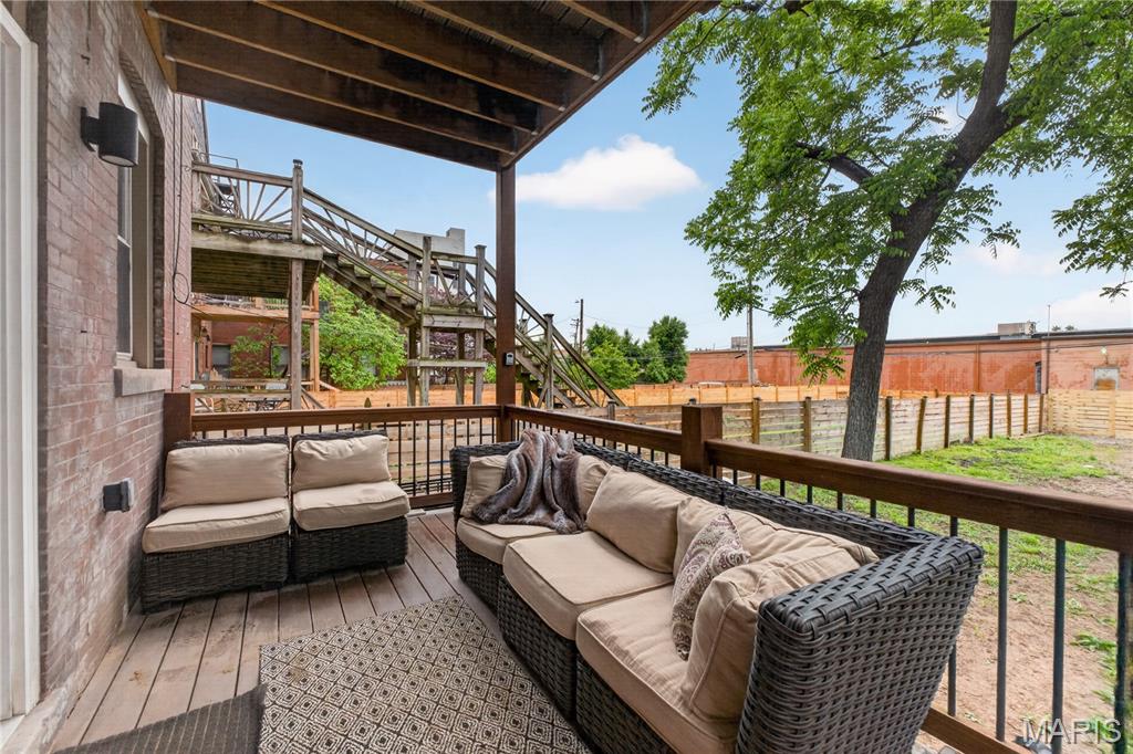 4937 Washington Boulevard Property Photo 19