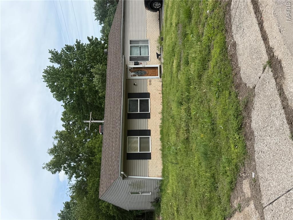 1102 Saint Clement Drive Property Photo 1