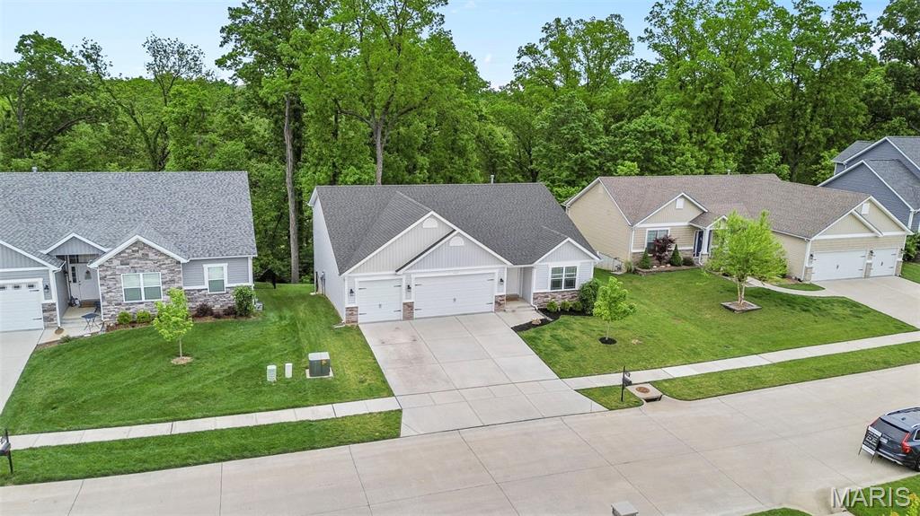 1010 Timber Bluff Drive Property Photo 1
