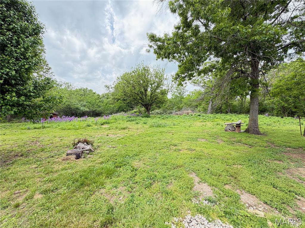 5611 Highway E Property Photo 34