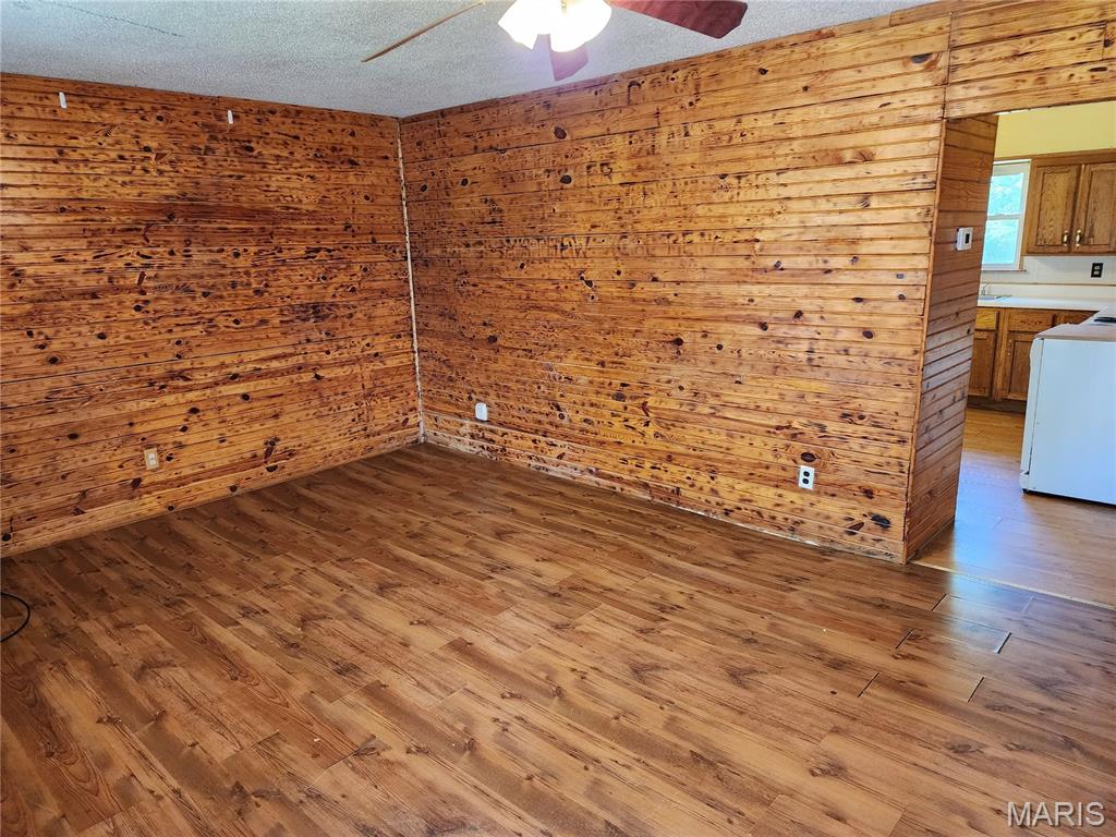 65 Private Dr 143-9 Property Photo 9