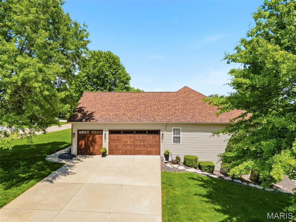 301 Red Wing Court Property Photo 17