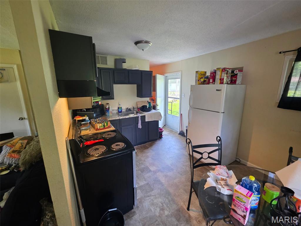 3 W Adams Drive Property Photo 9