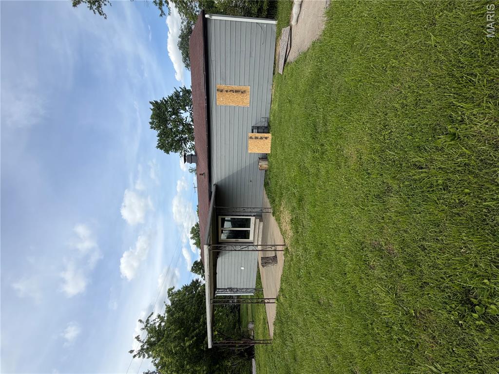 60 W Adams Drive Property Photo 4