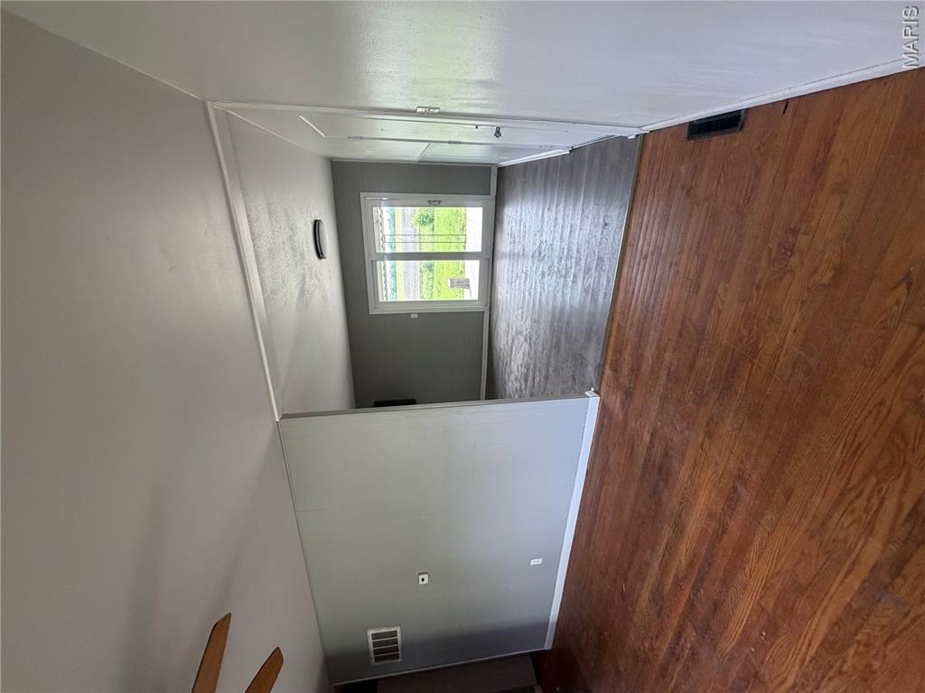 60 W Adams Drive Property Photo 6