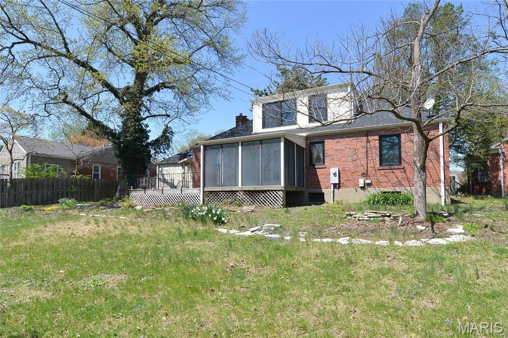 4 Girard Property Photo 4