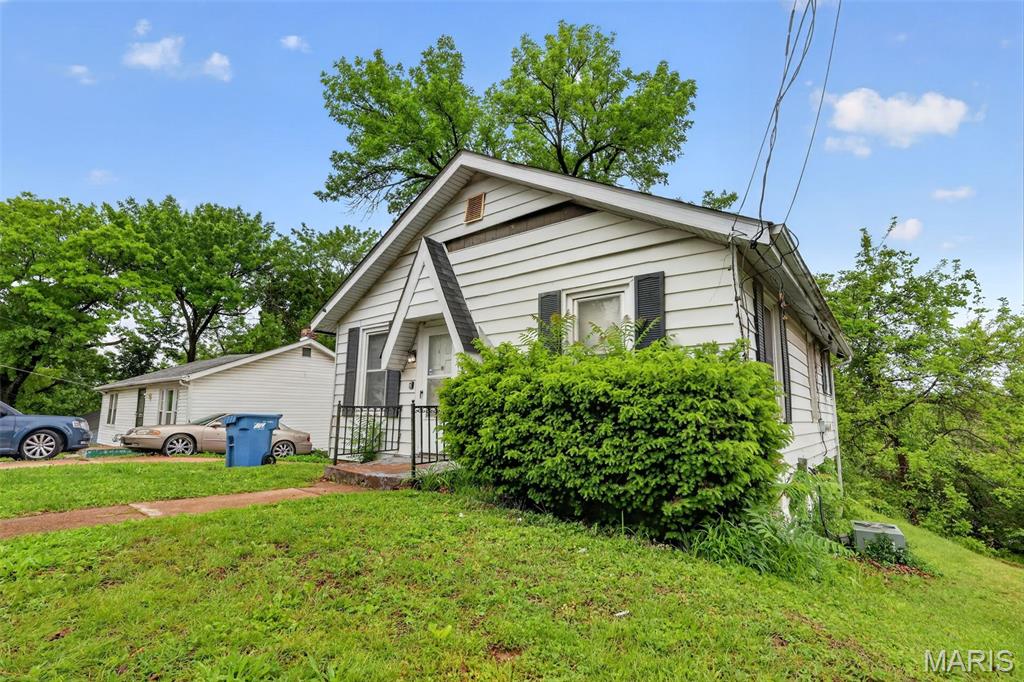 707 Ruggles Road Property Photo 3
