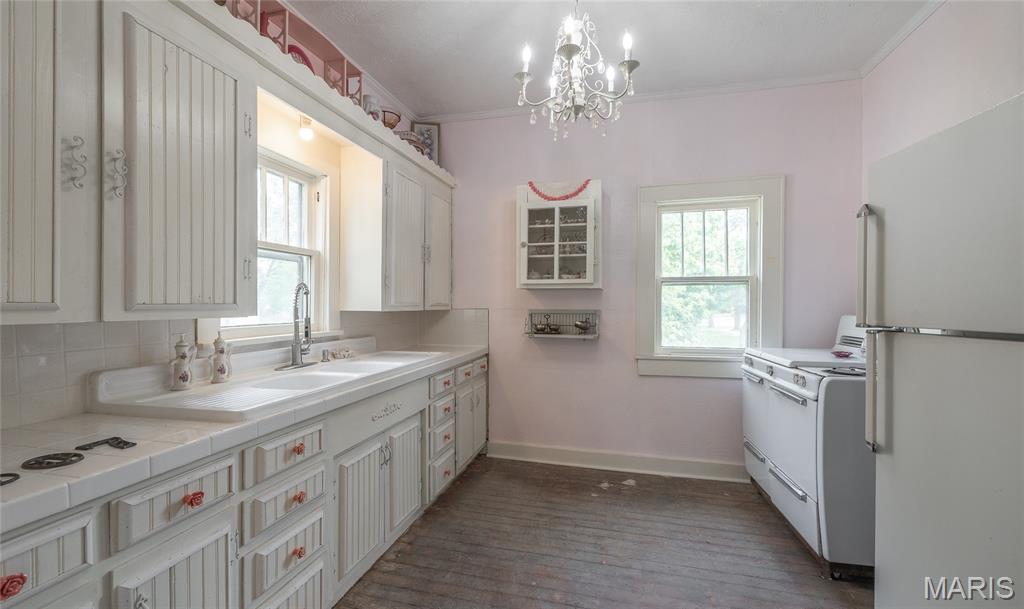 607 W Third Street Property Photo 6