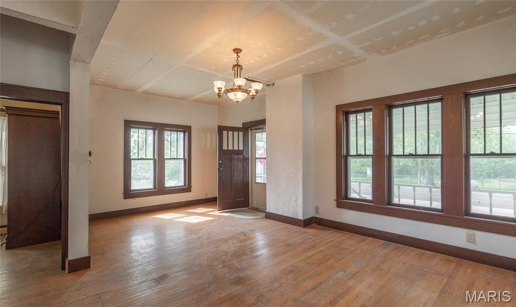 607 W Third Street Property Photo 12