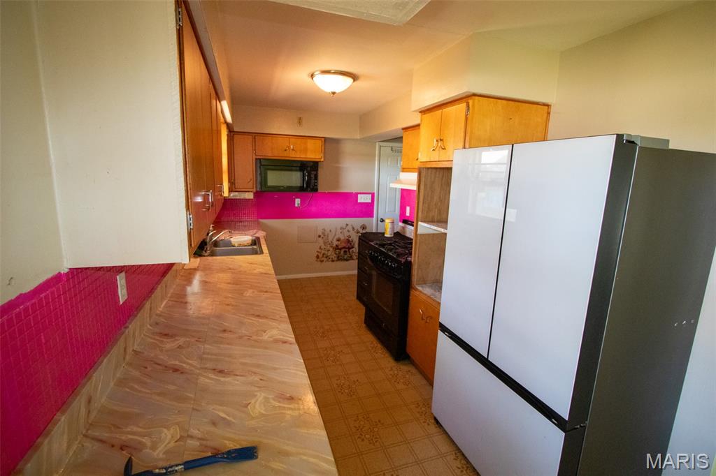 609 Willow Lane Property Photo 10
