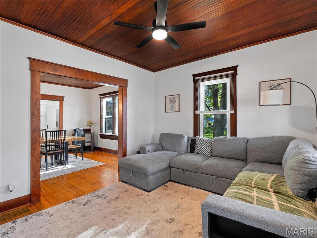 609 W Madison Avenue Property Photo 14