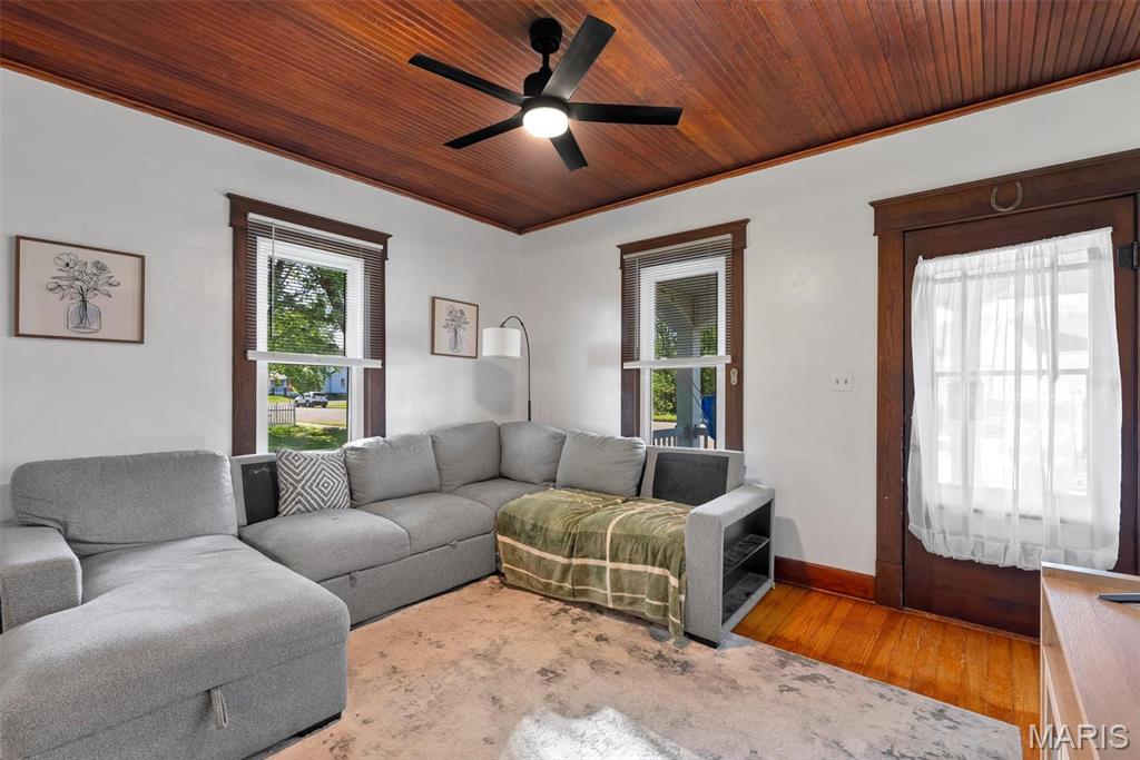 609 W Madison Avenue Property Photo 15