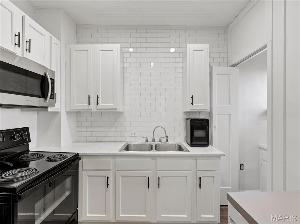 609 W Madison Avenue Property Photo 27