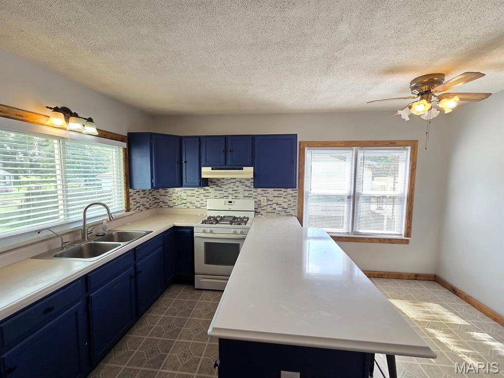 304 E Quincy Street Property Photo 11