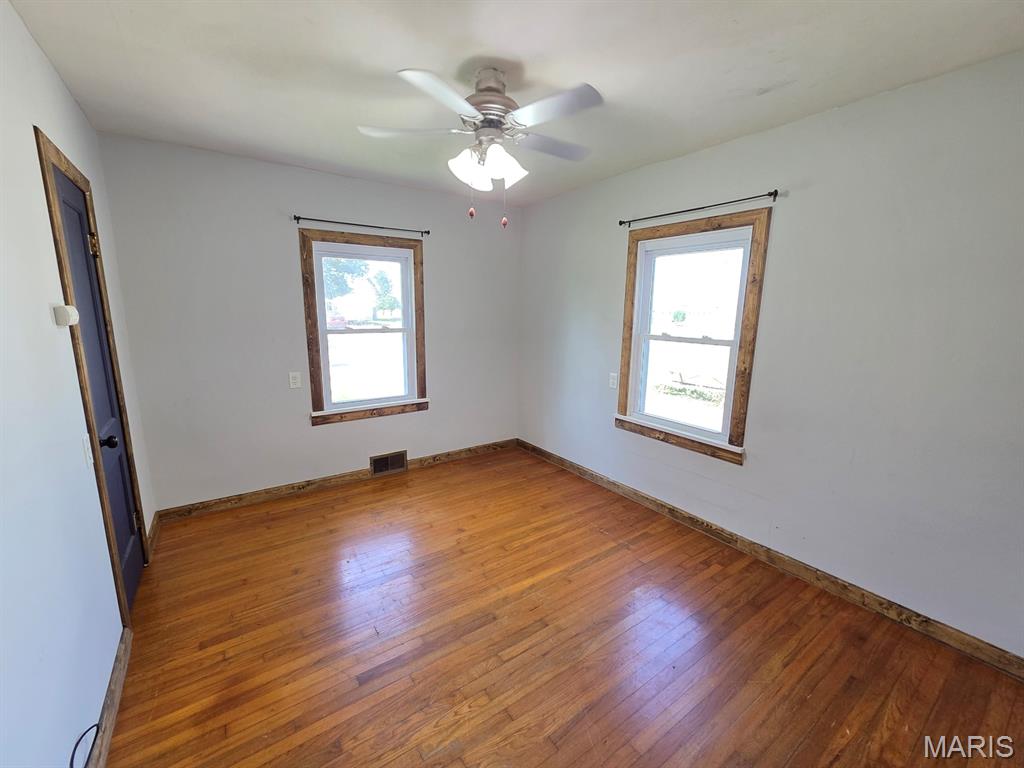304 E Quincy Street Property Photo 16