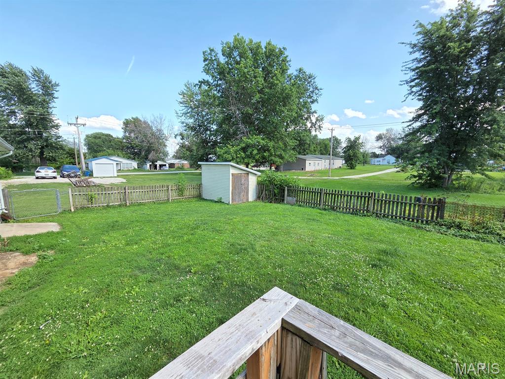 304 E Quincy Street Property Photo 30