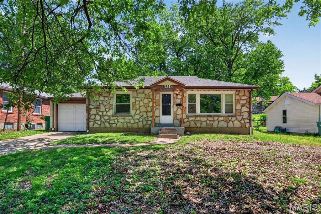 1924 Alert Drive Property Photo 4