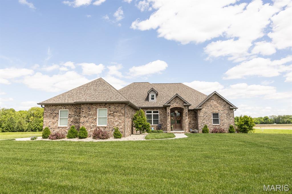 409 Willow Bend Lane Property Photo 1