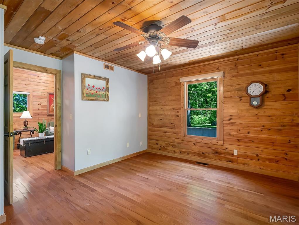 6482 S Lakeshore Drive Property Photo 43
