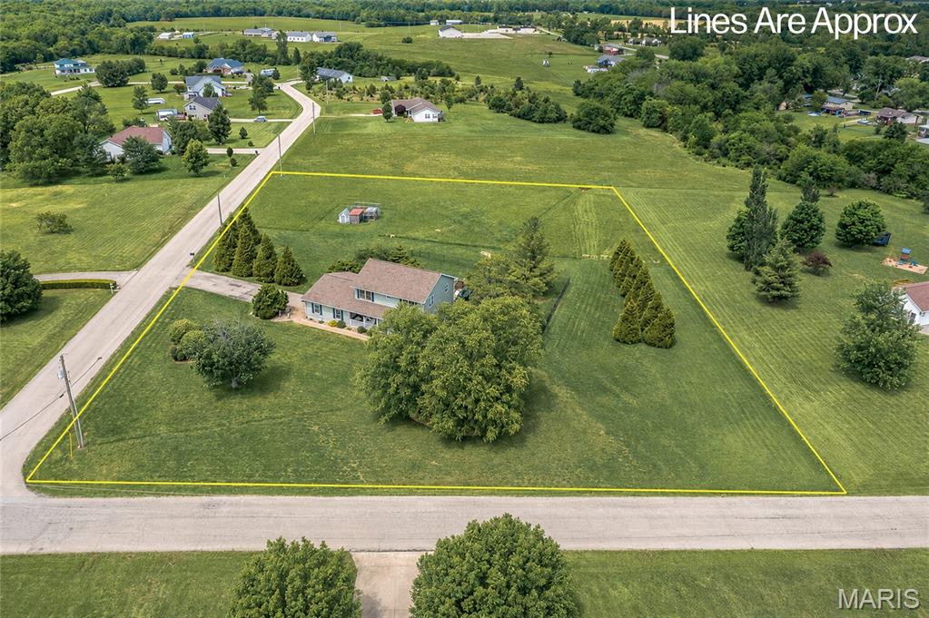 301 Ridgewood Court Property Photo 1