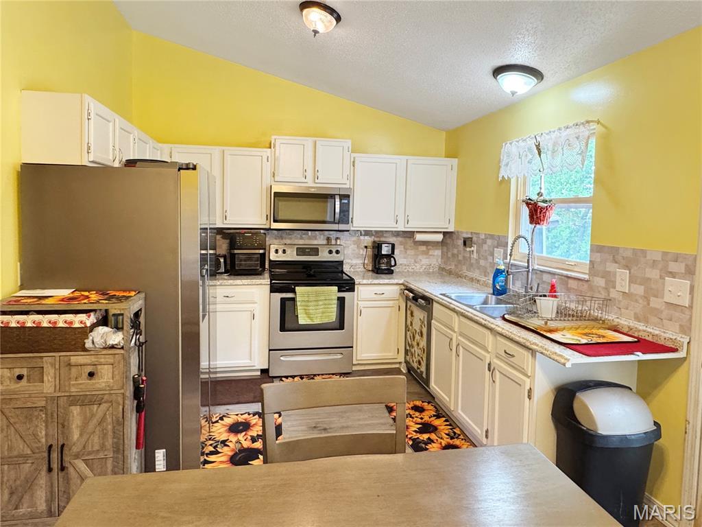 7722 Lakefield Court Property Photo 13
