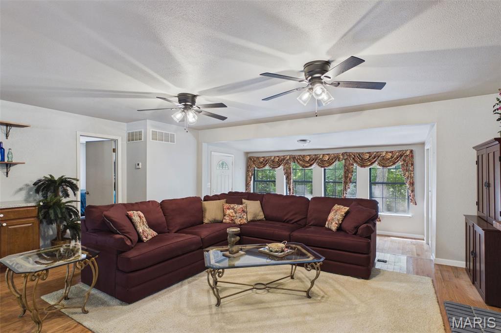 74 Circle Dr Drive Property Photo 10