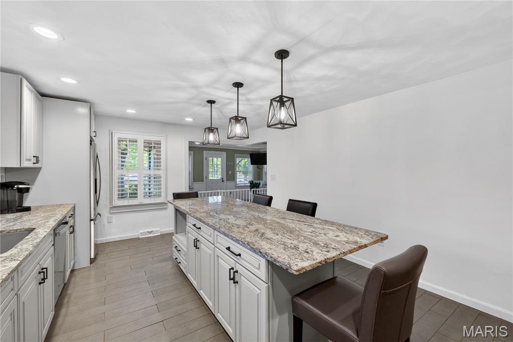 1848 Maplewood Lane Property Photo 15