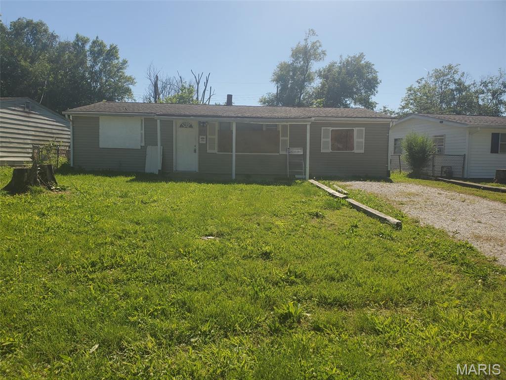 240 St John Drive Property Photo 1