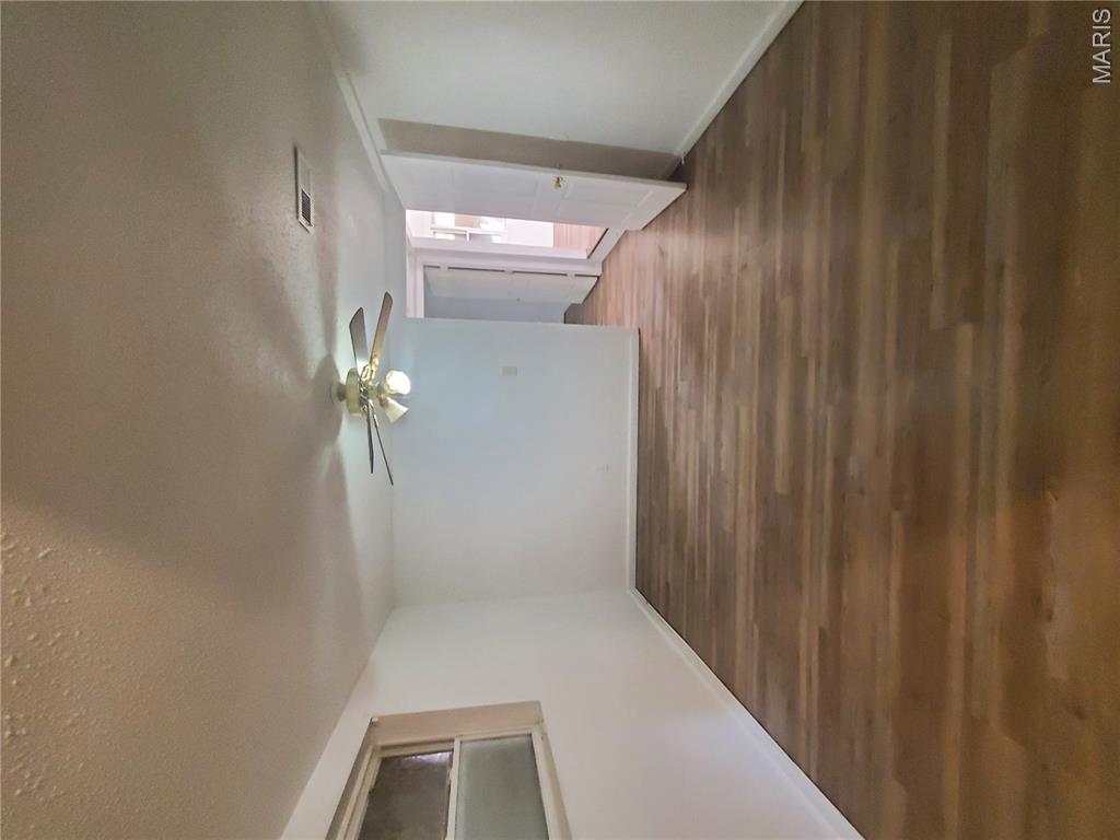 240 St John Drive Property Photo 11