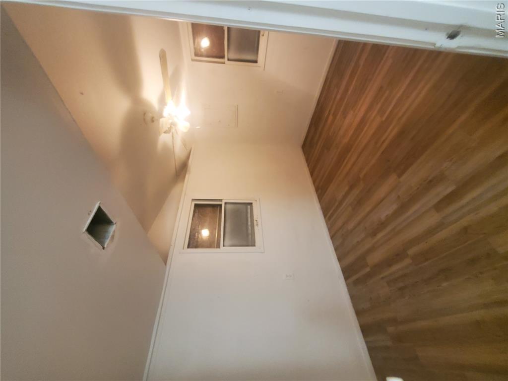 240 St John Drive Property Photo 14
